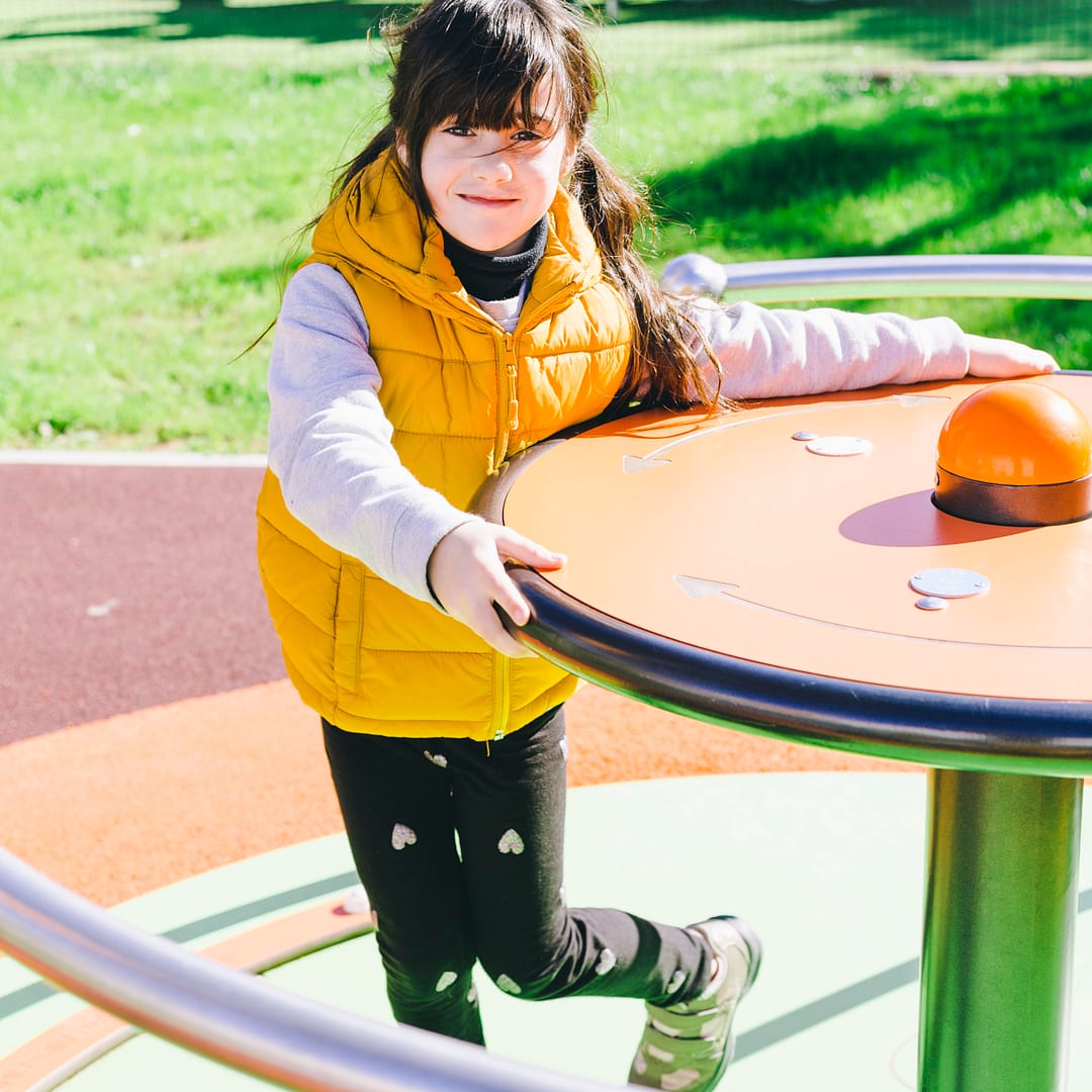 You are currently viewing 5 Best Outdoor Play Equipment for Kids in 2021